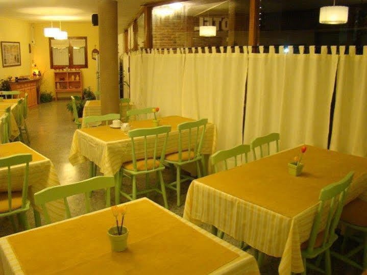 Hosteria Magnolia Villa Gesell Exteriör bild
